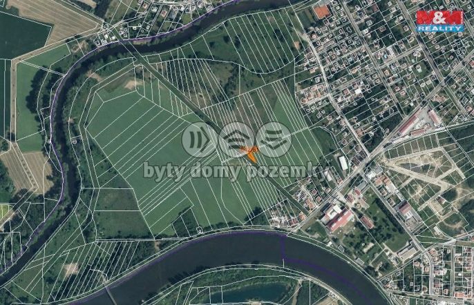 Prodej, Pole, Káraný