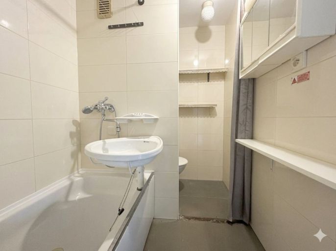 Pronájem, Byt 1+kk, Děčín