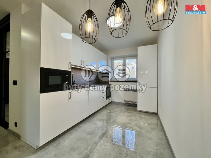 Pronájem, Byt 2+1, Kolín