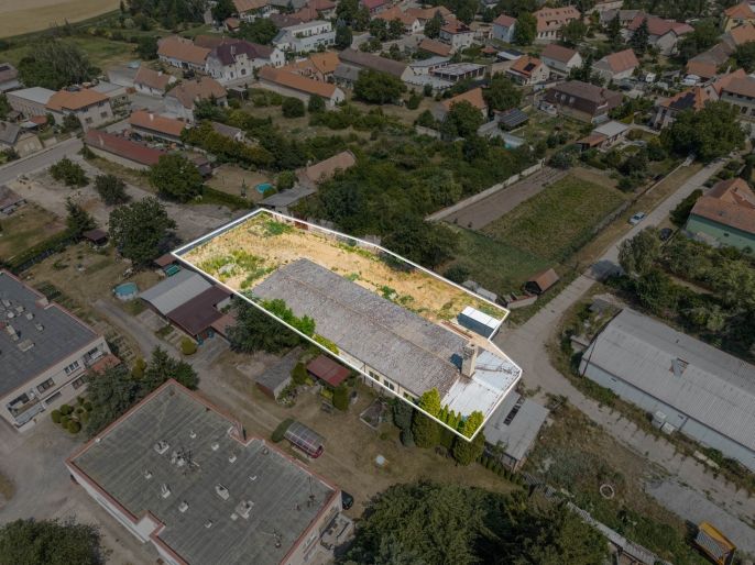 Prodej, Komerční pozemky, Semice