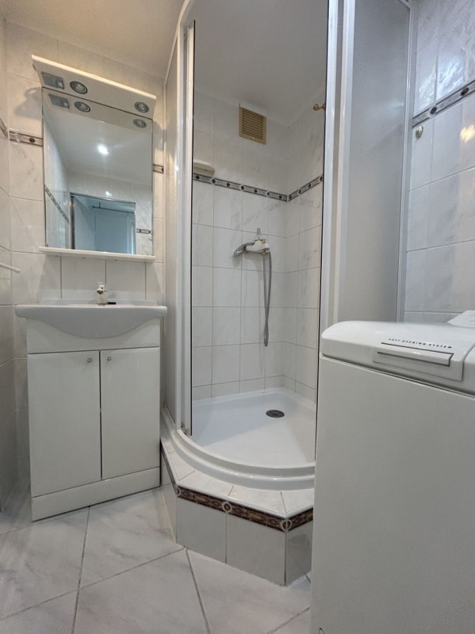 Pronájem, Byt 2+1, Povrly