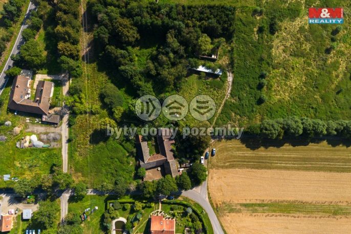 Prodej, Zemědělská usedlost, Hracholusky