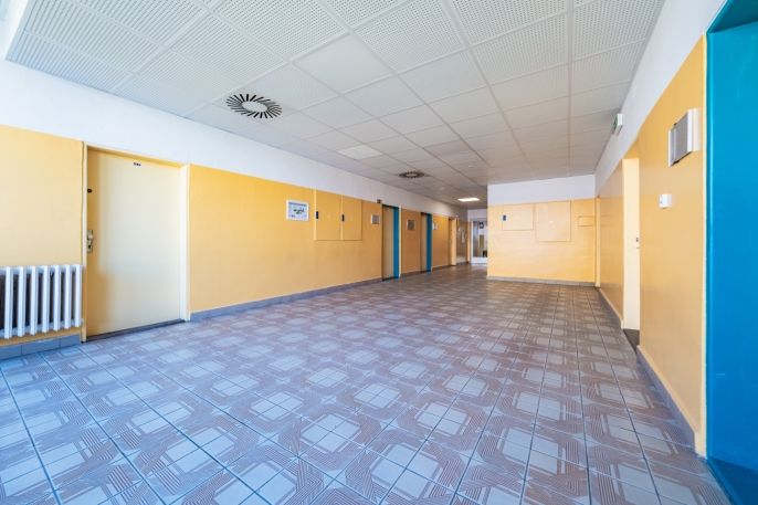 Pronájem, Obchod a služby, Praha