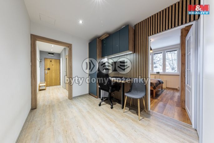 Prodej, Byt 3+1, Loket