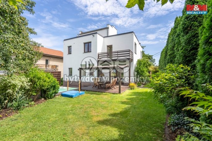 Prodej, Rodinný dům, 290 m², Praha, Pöslova