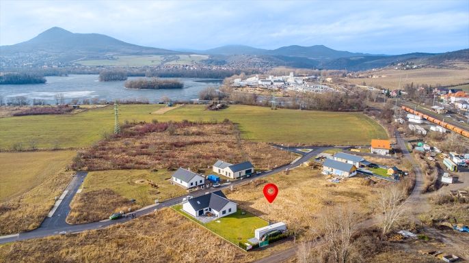 Prodej, Pozemek k bydlení, Píšťany