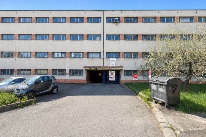 Prodej, Garážové stání, Zlín