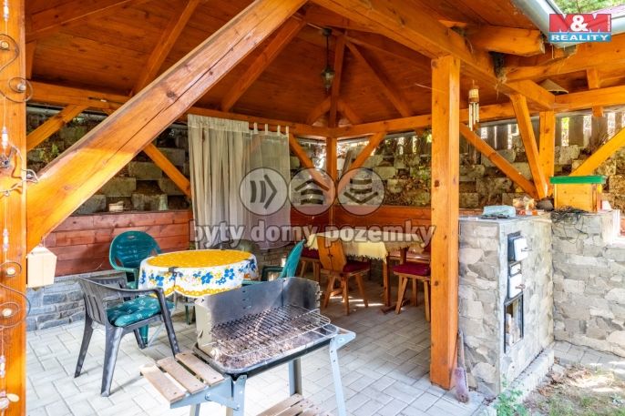 Prodej, Chalupa, Hajany