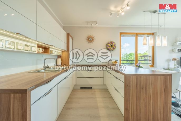 Prodej, Byt 4+kk, Průhonice