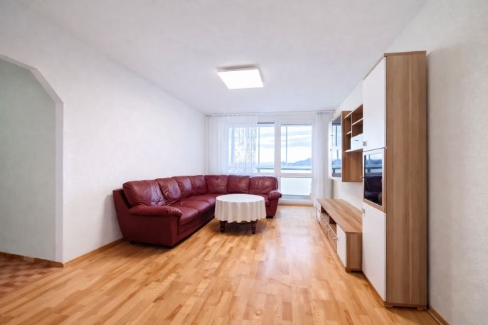 Pronájem, Byt 4+kk, Obrnice