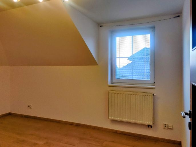 Pronájem, Rodinný dům, Jesenice