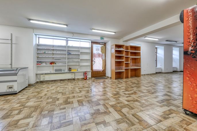 Pronájem, Obchod a služby, Nýřany