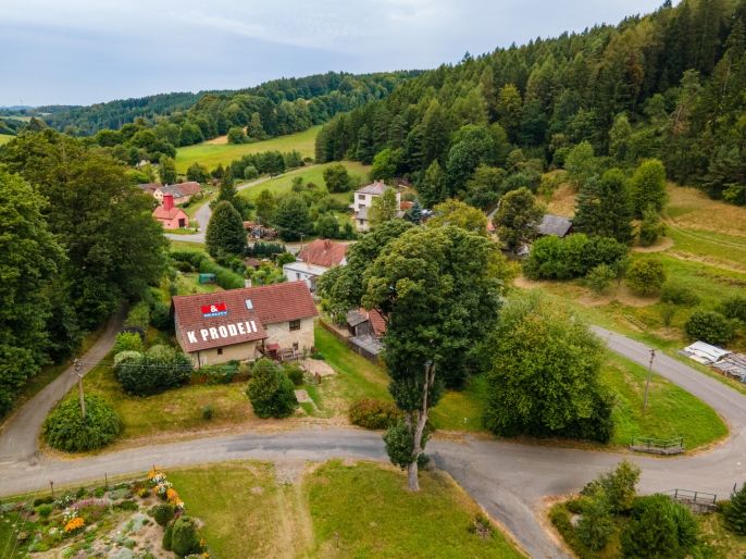 Prodej, Rodinný dům, Pohledy