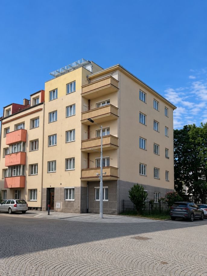 Prodej, Byt 4+1, Pardubice
