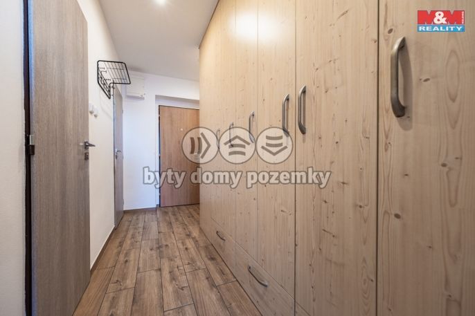 Prodej, Byt 3+1, Neveklov