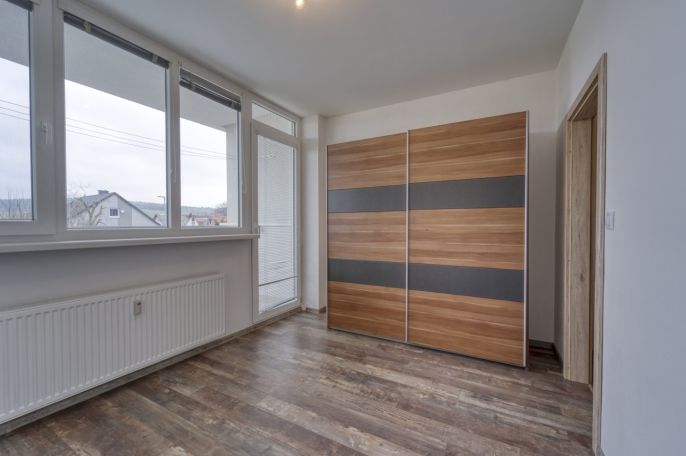 Pronájem, Byt 4+1, Lesná