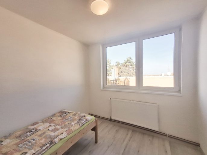 Prodej, Obchod a služby, Práče