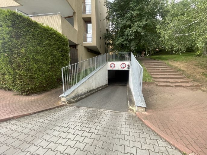 Pronájem, Garážové stání, Praha