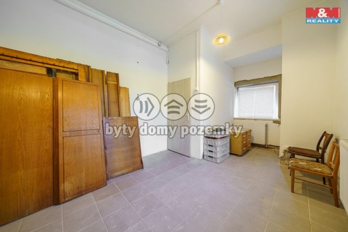 Prodej, Obchod a služby, Březová