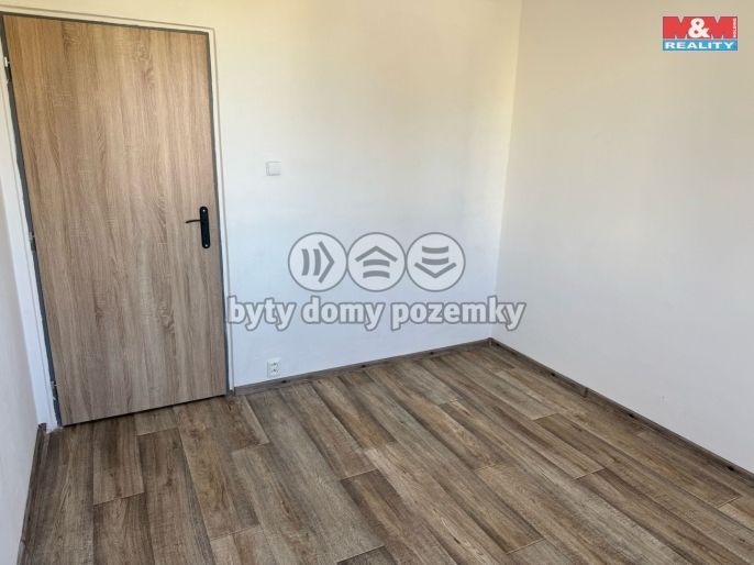 Pronájem, Byt 3+1, Rovná