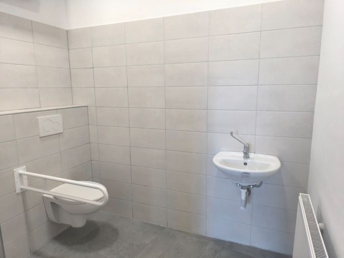 Pronájem, Obchod a služby, Hradec Králové