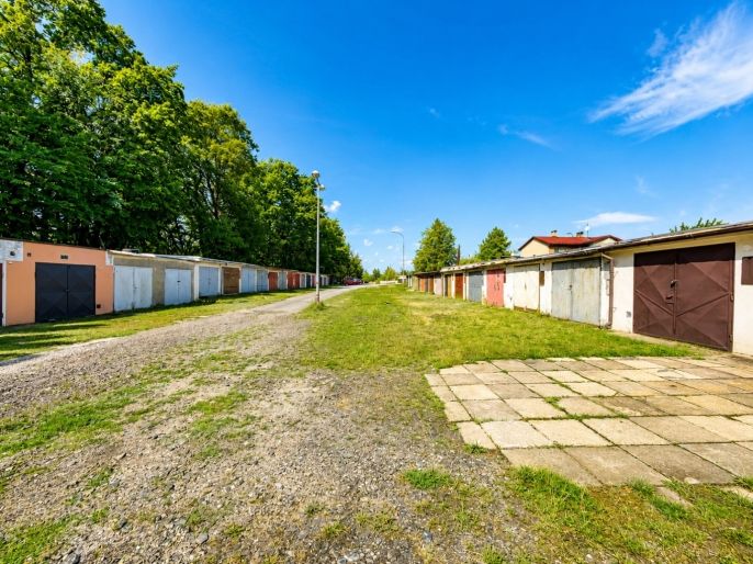 Prodej, Garáž, Borovany