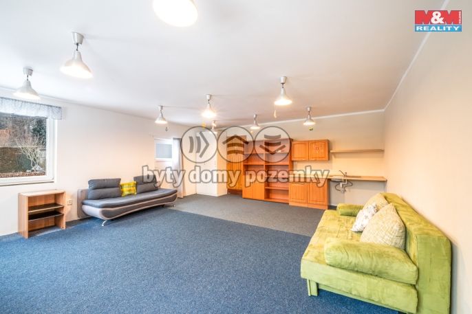 Prodej, Obchod a služby, Hejnice