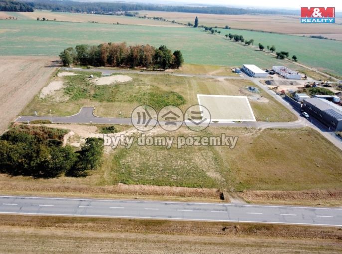 Prodej, Komerční pozemky, Valeč