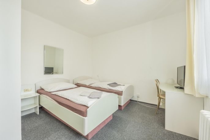 Prodej, Hotel, penzion, Tuchlovice