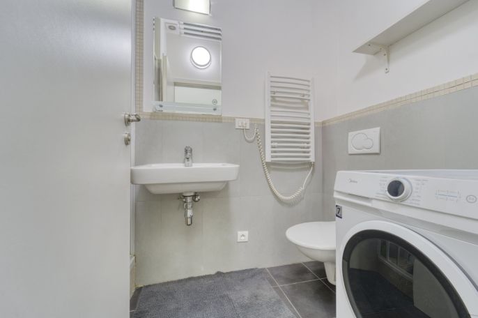 Prodej, Byt 1+kk, Praha