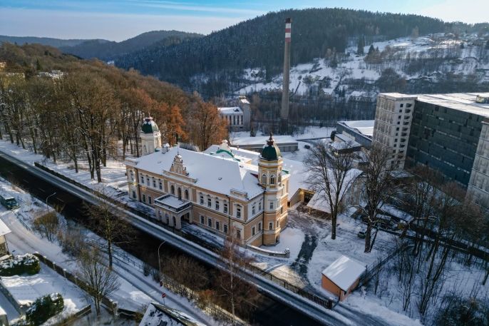 Prodej, Obchod a služby, Nejdek