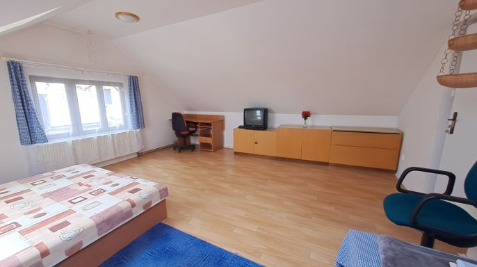 Pronájem, Rodinný dům, Bělá pod Bezdězem