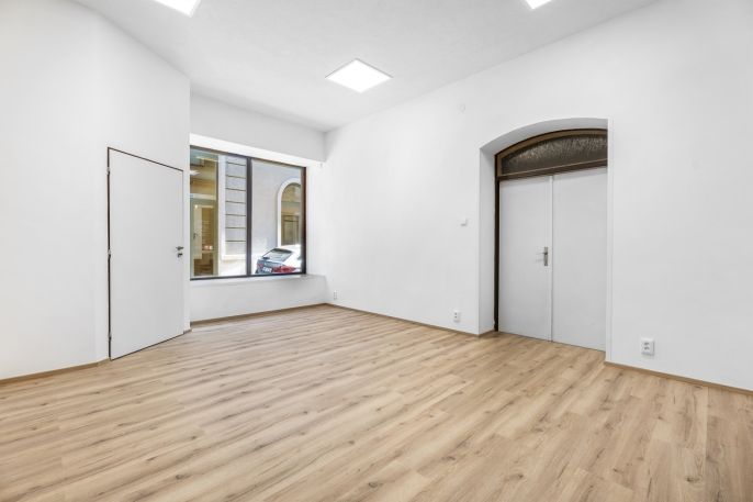 Pronájem, Obchod a služby, Liberec