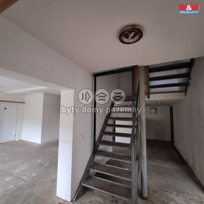 Pronájem, Obchod a služby, Břidličná