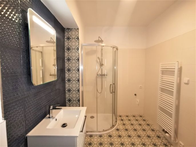 Pronájem, Byt 2+1, Lomnice nad Popelkou