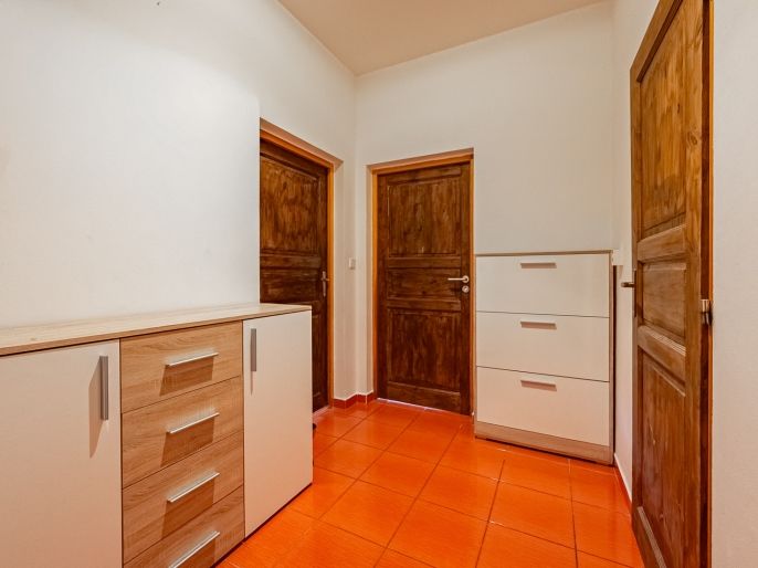 Prodej, Byt 3+kk, Kozmice