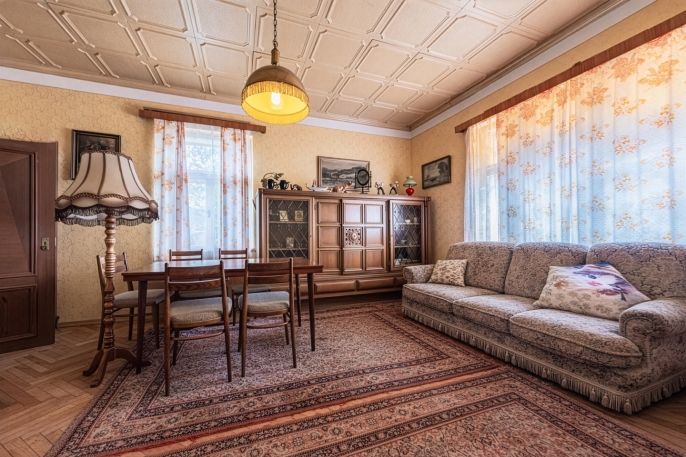 Prodej, Zemědělská usedlost, Zásmuky