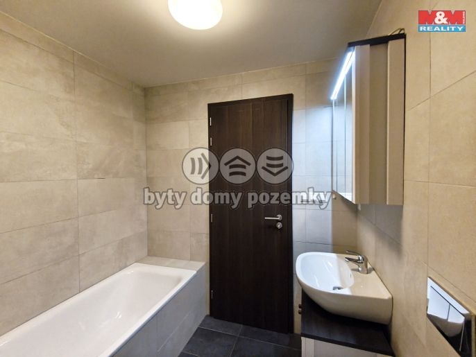 Pronájem, Byt 1+kk, Praha