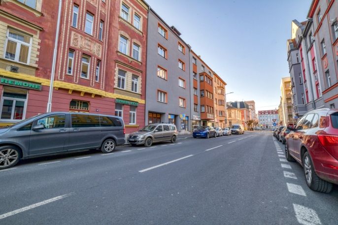 Pronájem, Byt 3+1, Cheb