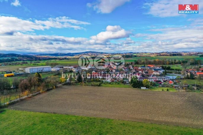 Prodej, Pole, Hradešice