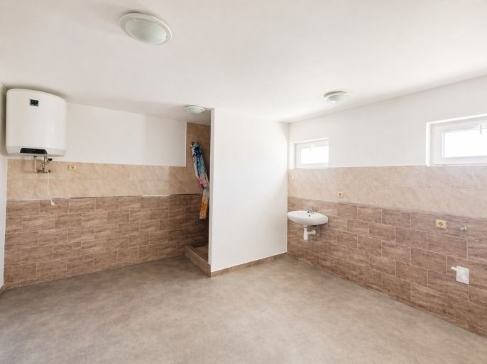 Pronájem, Sklad, Holice