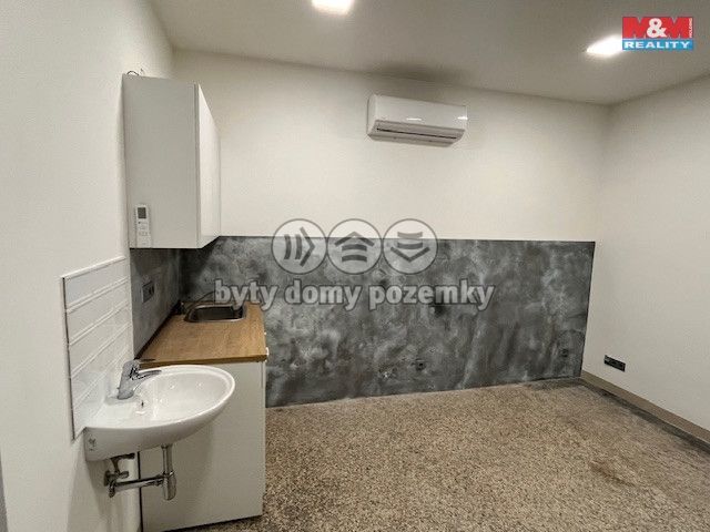 Pronájem, Kancelářský prostor, Lomnice nad Popelkou