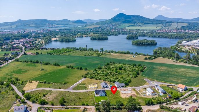 Prodej, Pozemek k bydlení, Píšťany
