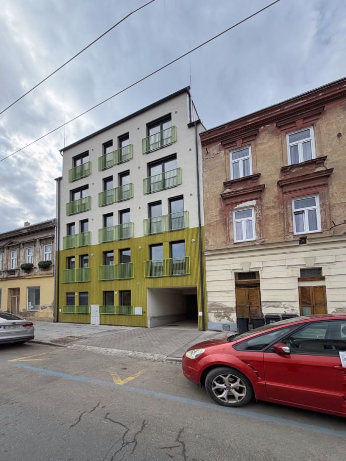 Pronájem, Byt 1+kk, Brno