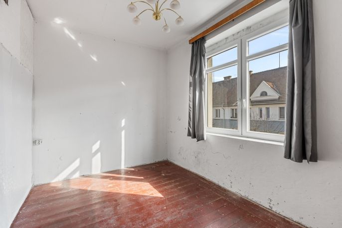 Prodej, Obchod a služby, Louny