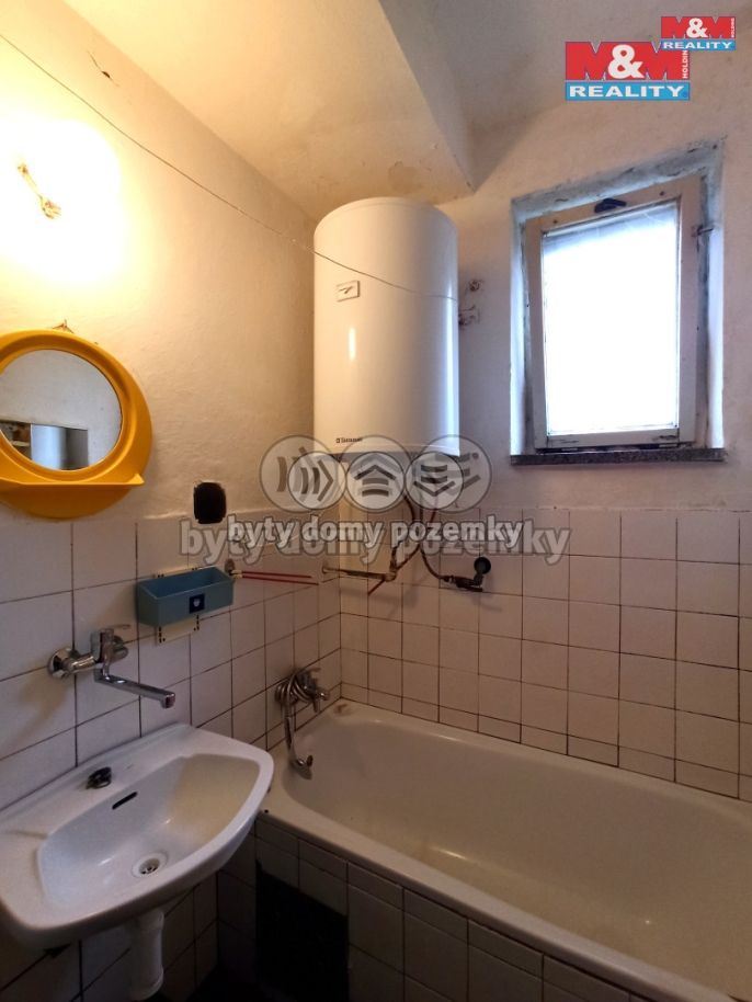 Prodej, Byt 3+1, Lužice