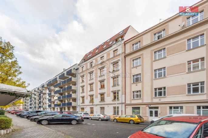 Prodej, Byt 1+kk, Praha
