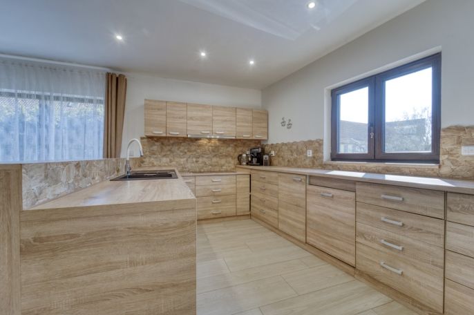 Prodej, Rodinný dům, Tymákov