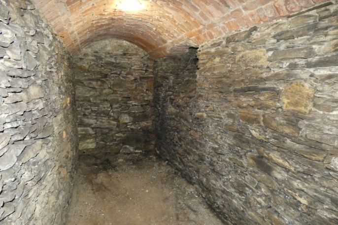 Prodej, Nájemní dům, Žleby