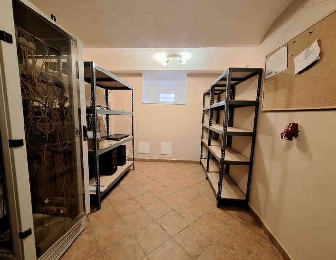 Prodej, Nájemní dům, Ostrava